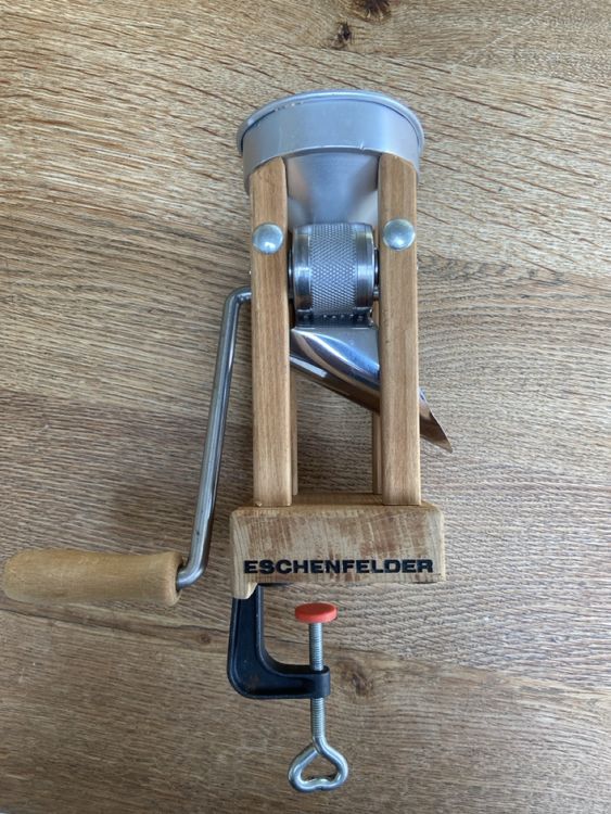 Spielzeug Küchenzubehör Holz Eschenfelder Korn-Quetsche Tischmodell – Mit Holztrichter & Zwinge, Manuell, Für Getreide Flockenquetsche Holztrichter