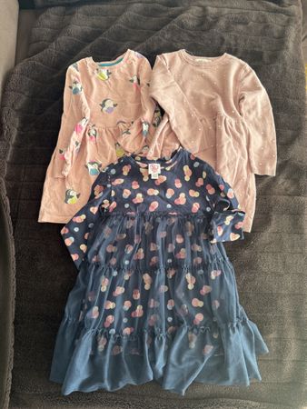 3er Set Mädchen Kleider, Gr. 98/104, Winter, Top Zustand