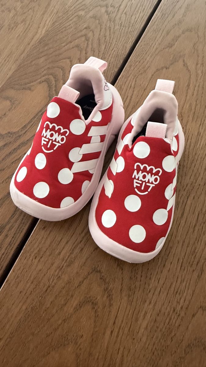 Adidas Scarpe per ragazzi: Adidas Disney Kinder Schuhe – Usato da Sennhof Winterthur venduto da bibo11