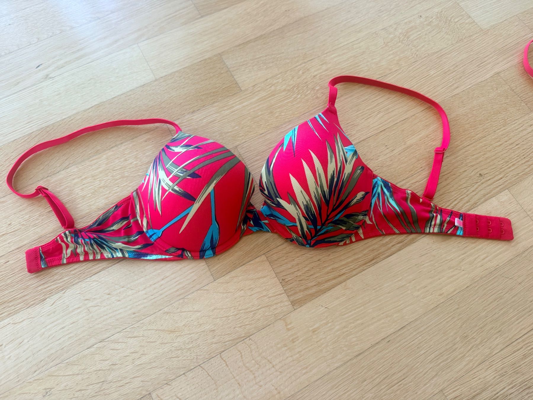 Sonstige Unterwäsche: PINK Push-up BH mit Slip – Neu (gemäss Beschreibung) aus Zürich von CaroGro 3