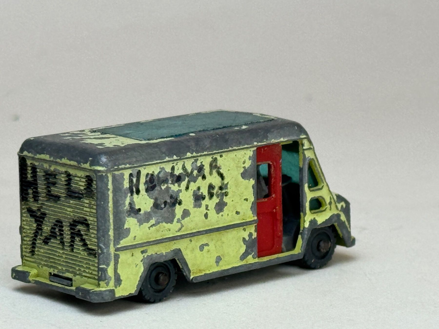 Modellini d'auto: GB-Huskey Commer Van grün/rot – Usato da Elm venduto da Wikmtz 1