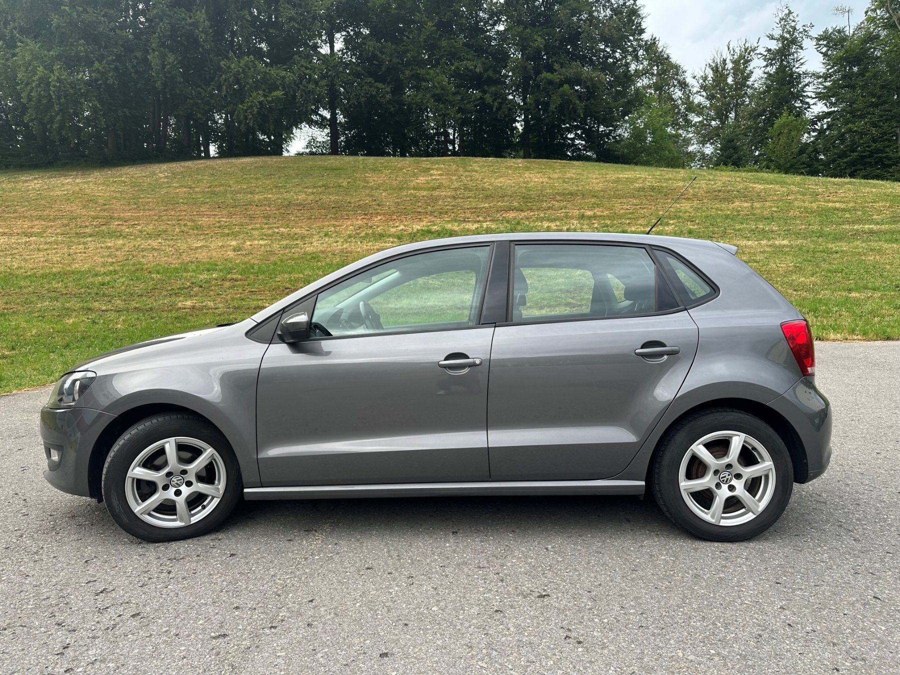VW Automobili: VW Polo 1.4 16V Trend – Usato da Einsiedeln venduto da blue-monkey 1
