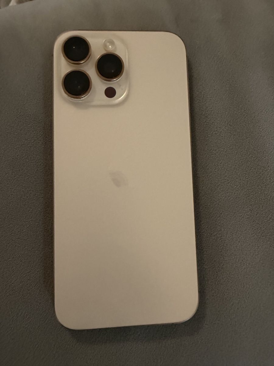 Apple Handys / Smartphones: Iphone 16 Pro Max – Gebraucht aus Dietikon von MathiasV 4