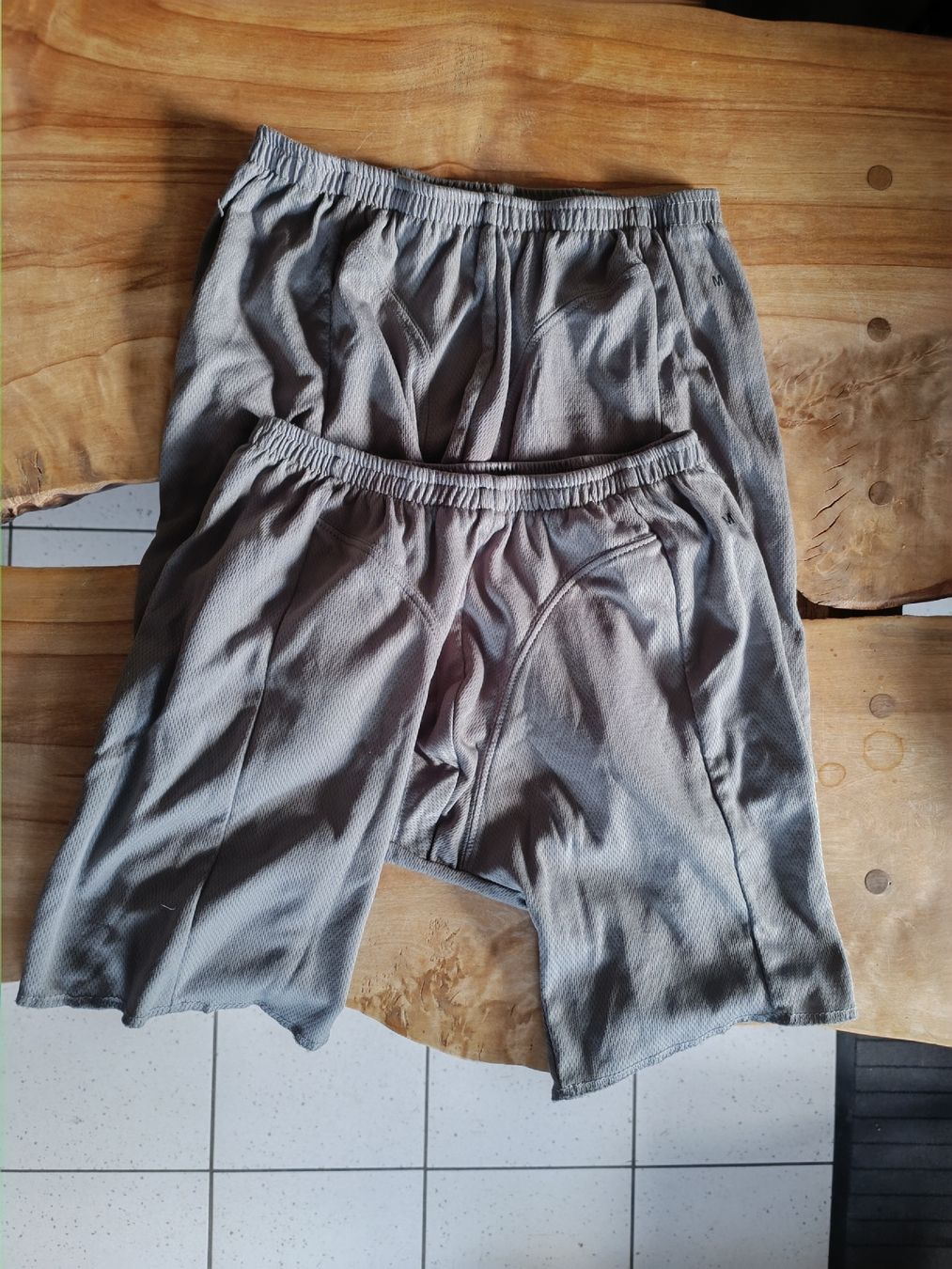 Sous-vêtements: Schweizer Armee Unterhose – Neuf (Voir description) à Ottikon par PiloniFive