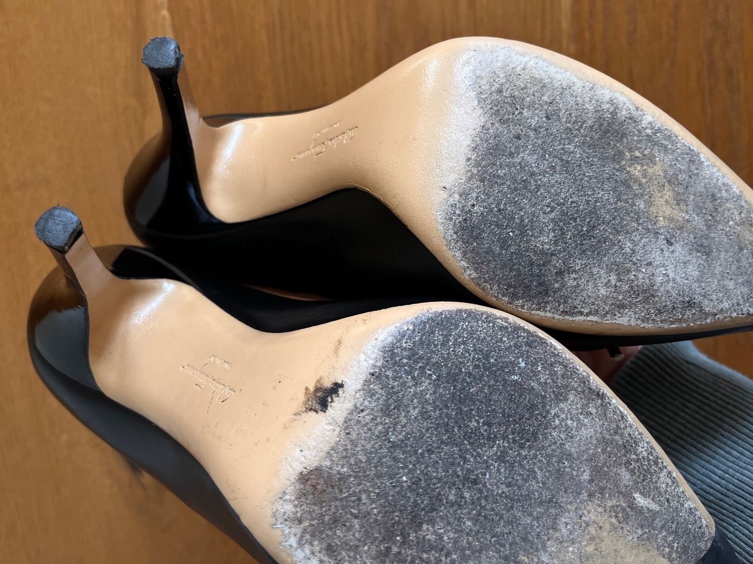 Salvatore Ferragamo Damenschuhe: Salvatore Ferragamo Pumps Gr.40.5 – Gebraucht aus Wädenswil von Iana32 2