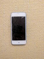 2 iPod+ 1 iPhone