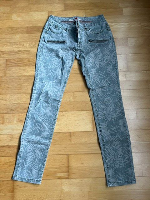 Buena Vista Jeans: hose – D'occasion à Neuenegg par Medusa38