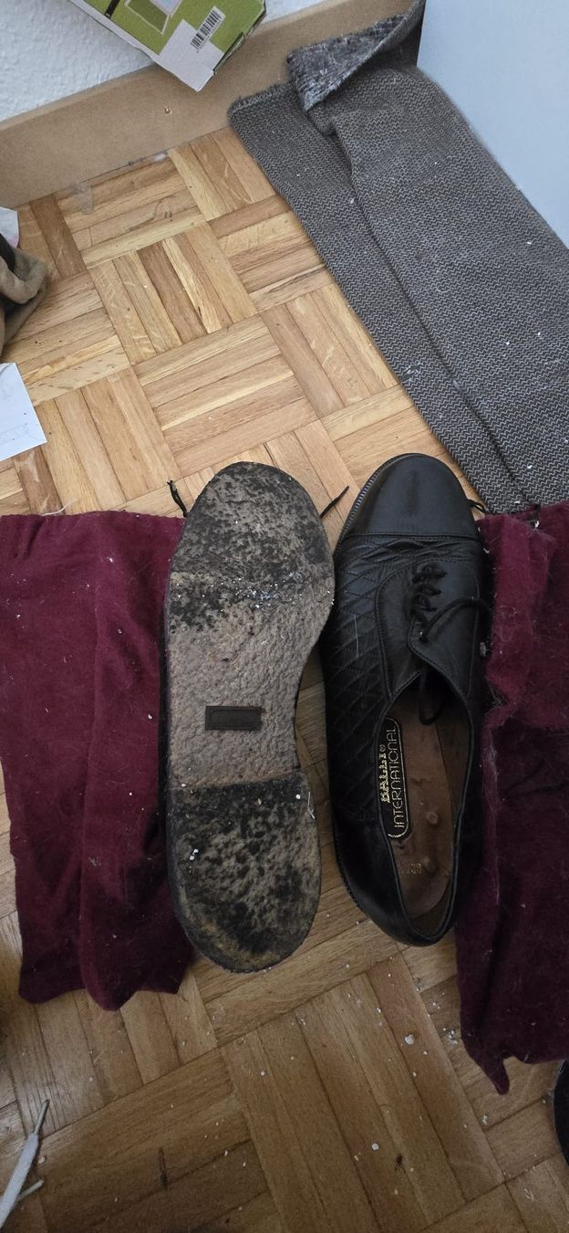 Herrenschuhe: Chaussures Bailly classiques en cuir noir  – Gebraucht aus Mont-sur-Lausanne von Didinho 2