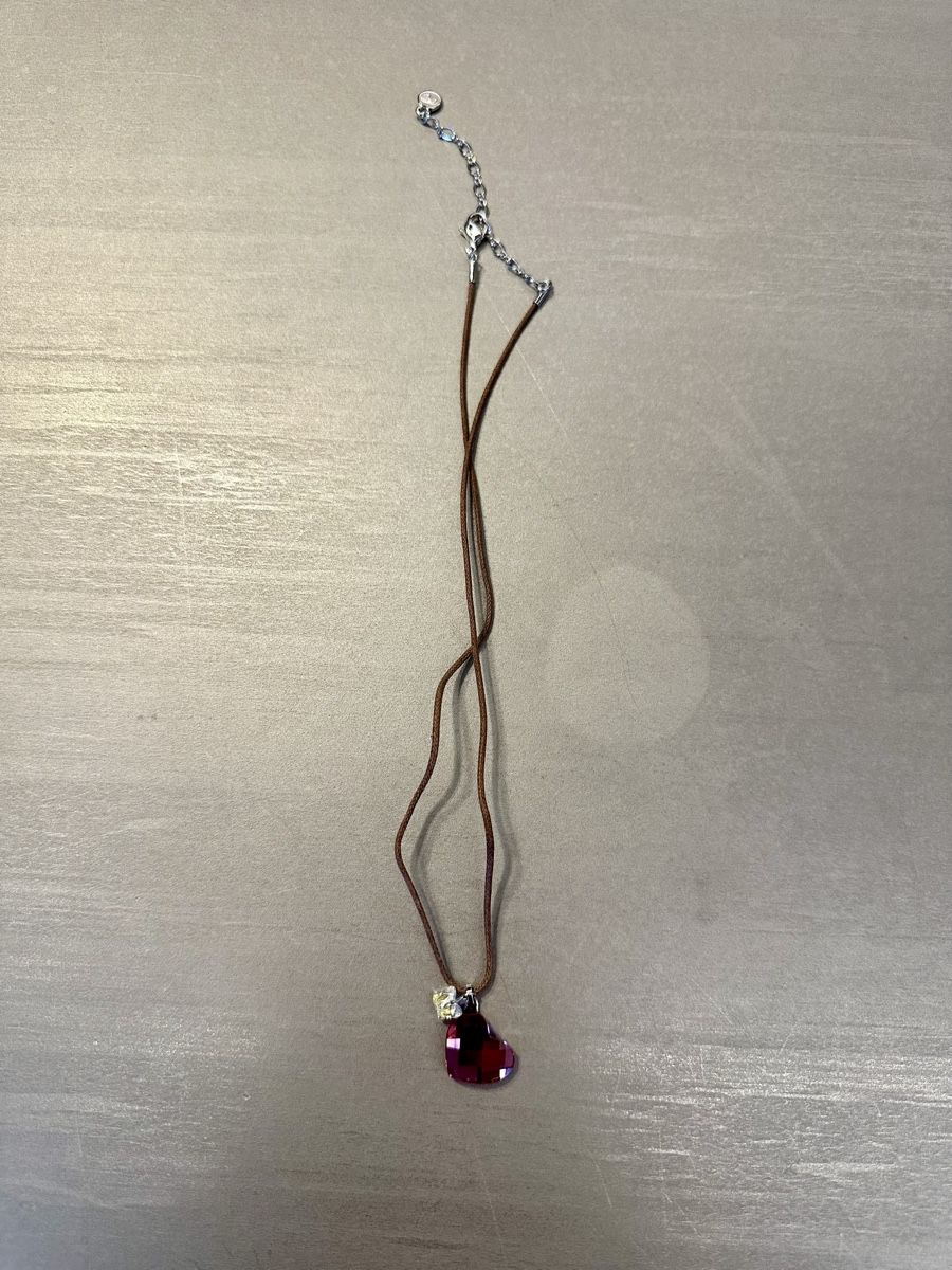 Swarovski Ketten: Swarovski Halskette Herzanhänger – Neu und originalverpackt aus Adligenswil von Azu_03
