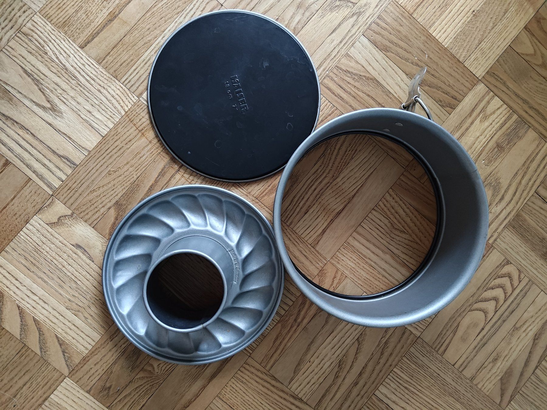 Backformen: Springform – Gebraucht aus Hinwil von grb02