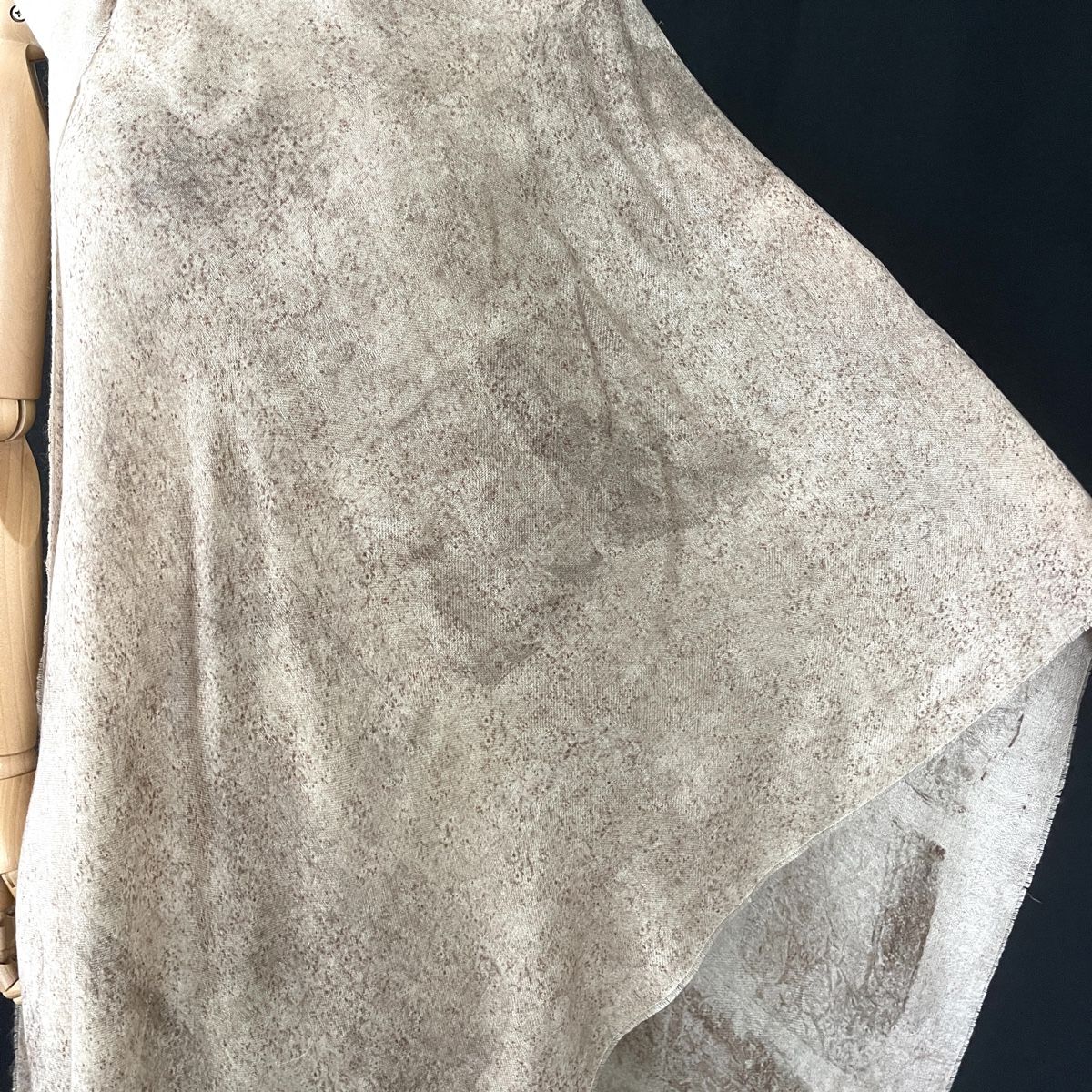 Foulard & Sciarpe: TONET New Scarf – Nuovo (secondo la descrizione) da Emmen venduto da Avviivva_Com2023 1