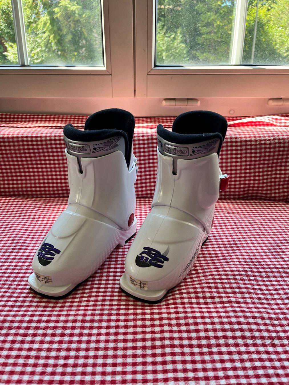 Scarpe per ragazzi: Kinderskischuhe – Usato da Wetzikon venduto da RonherR01