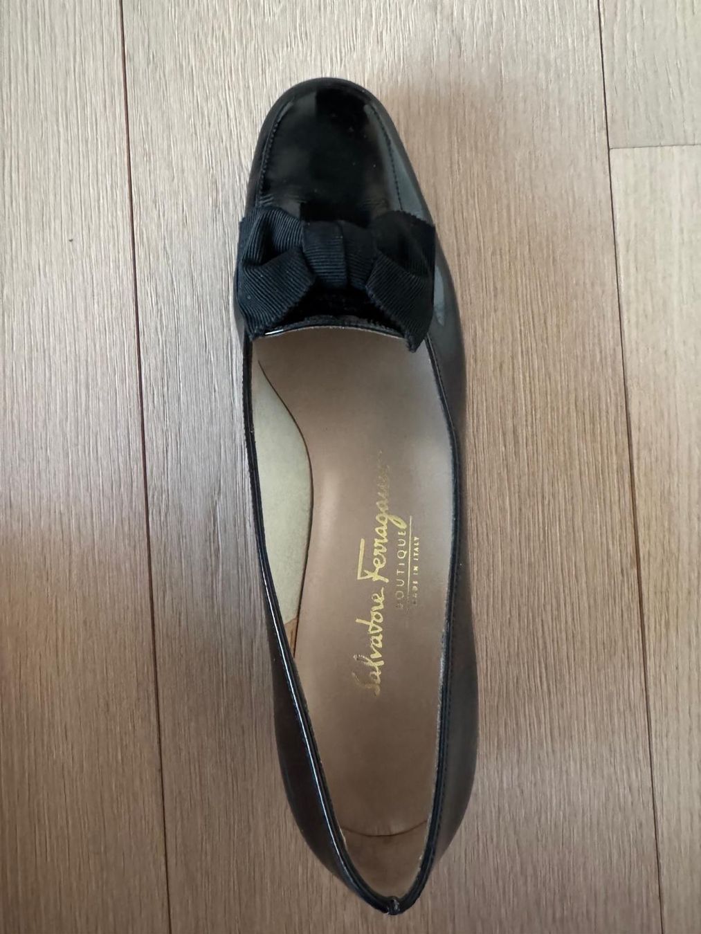 Salvatore Ferragamo Scarpe da donna: Elegante Lackschuhe von Ferragamo – Usato da Zollikon venduto da gab_v26c