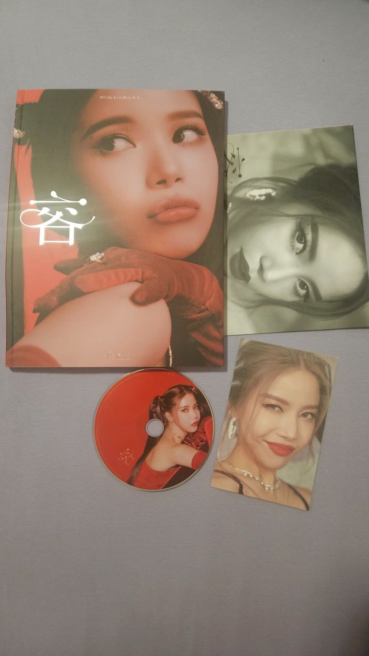 CDs: Solar Face Album KPOP Mamamoo – Gebraucht aus Marly von carolina.alegre