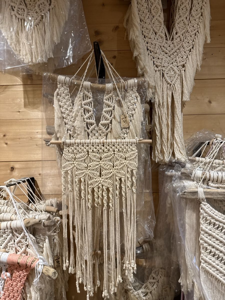 Toutes les décorations: Macrame Wall Hanging Driftwood Boho Chic – Neuf (Voir description) à Neirivue par naz_z28w 1