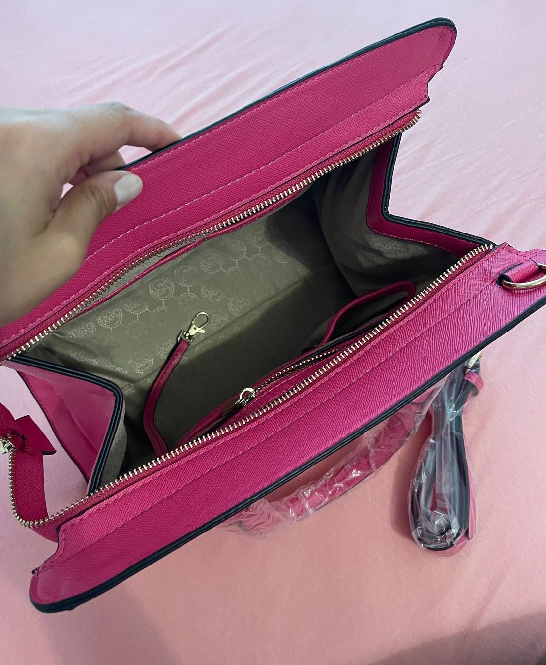 Michael Kors Taschen für Damen: Michael Kors Bag Hamilton – Neu und originalverpackt aus Winterthur von HilKa 5