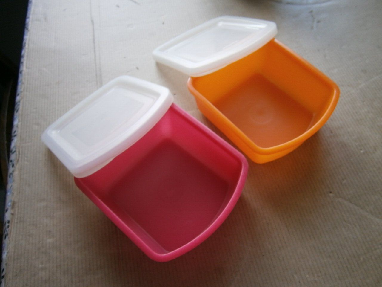 Tupperware Behälter & Ähnliches: Tupperware 2 Stück mit Deckel – Gebraucht aus Pratteln von 66werni 1