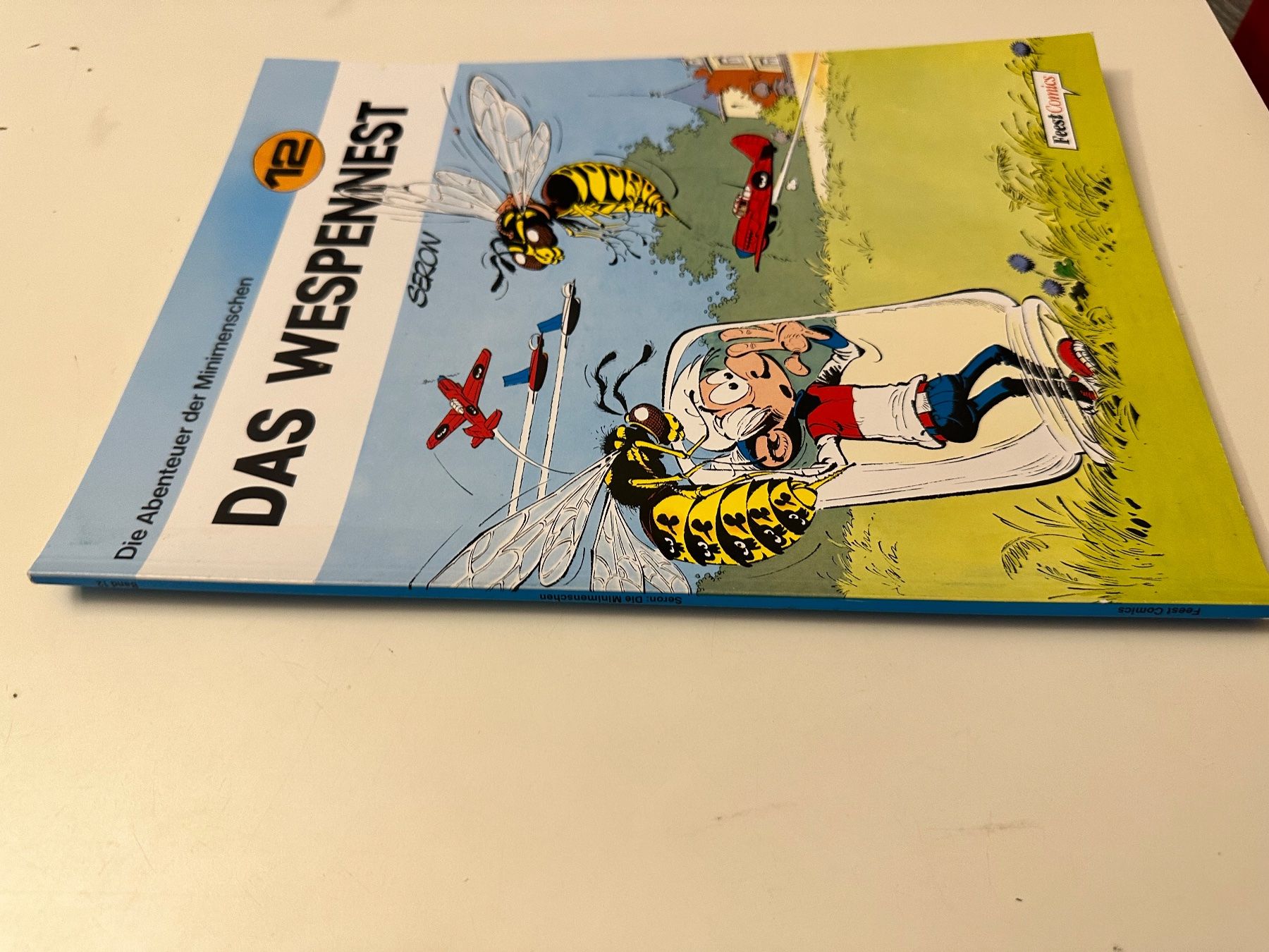 Fumetti: Die Minimenschen Band 12 - Das Wespennest - Softcover – Usato da Münsingen venduto da Ganjam 1