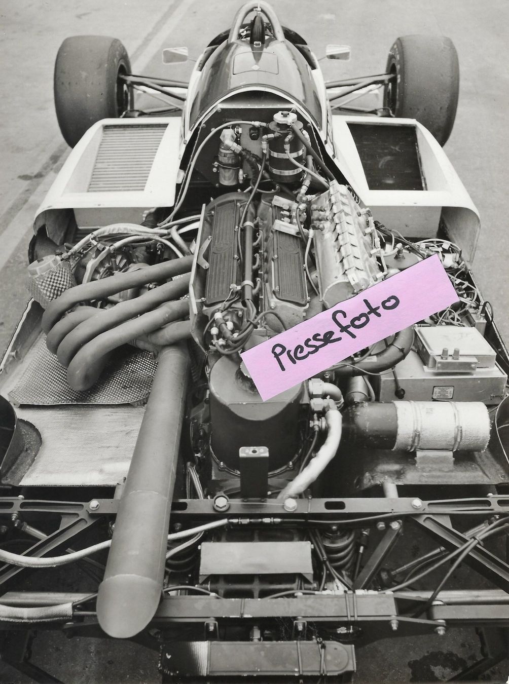 Posters & Illustrations: Pressefoto, Formel 1, Brabham BT50 – D'occasion à Aarburg par Hktm