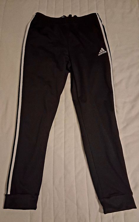 Adidas Pantaloni: Adidas Jogginghose- Gr. M – Usato da Füllinsdorf venduto da Potz777 1