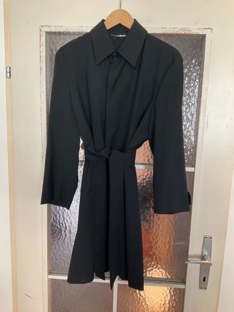 Klassischer Dolce & Gabbana Mantel, schwarz, 100% Schurwolle