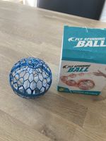 Fly Spinning Ball blau mit LED Licht neu in OVP