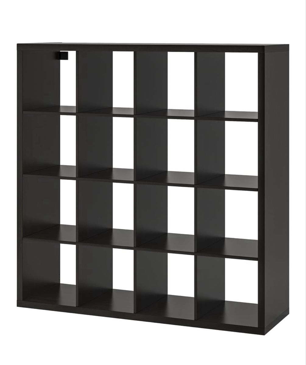 Ikea Scaffali: IKEA KALLAX schwarzbraun – Usato da Biel/Bienne venduto da sarinya_naja