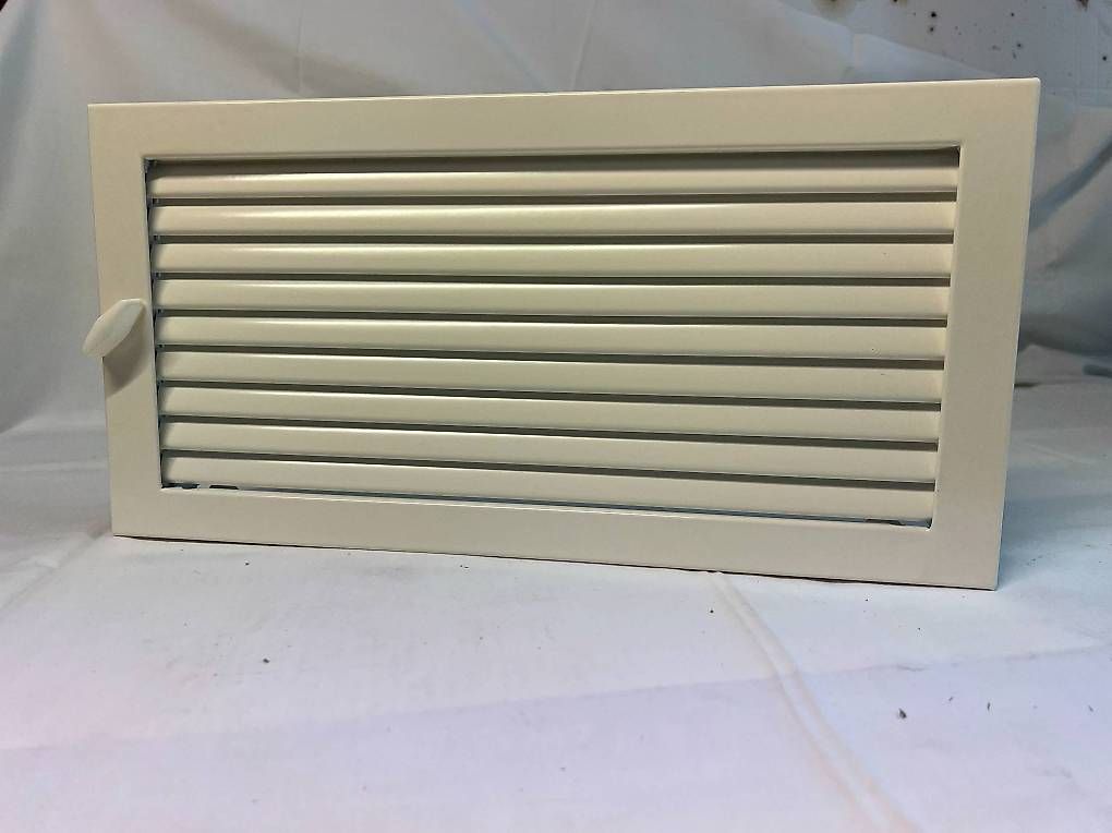 Backöfen: Grille d'air chaud réglable, thermolaqué blanc – Gebraucht aus Cugy VD von chr_n2rp