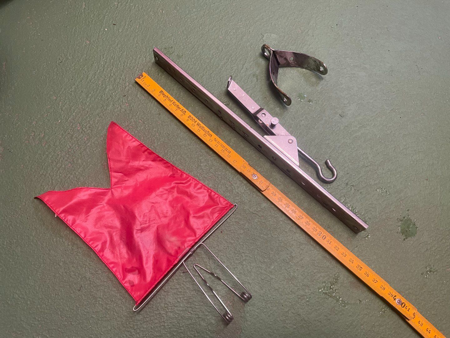 Boote: für Jolle, Grosssegelfall - Spanner  -  Protest Flagge – Gebraucht aus Richterswil von Blue210