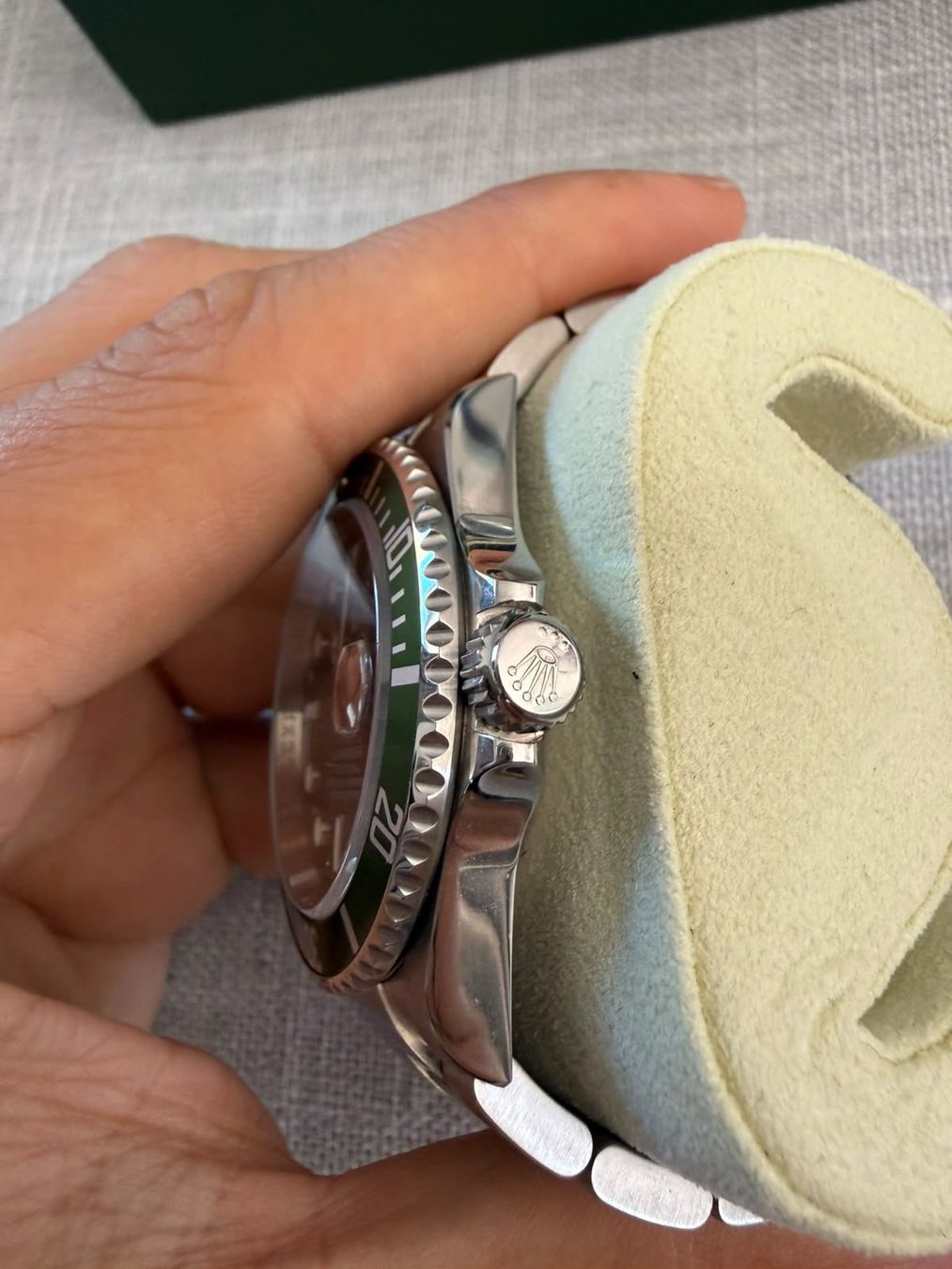 Rolex Orologi: Rolex Submariner Kermit 16610LV Mint Condition – Nuovo (secondo la descrizione) da Erlenbach ZH venduto da pol30 4