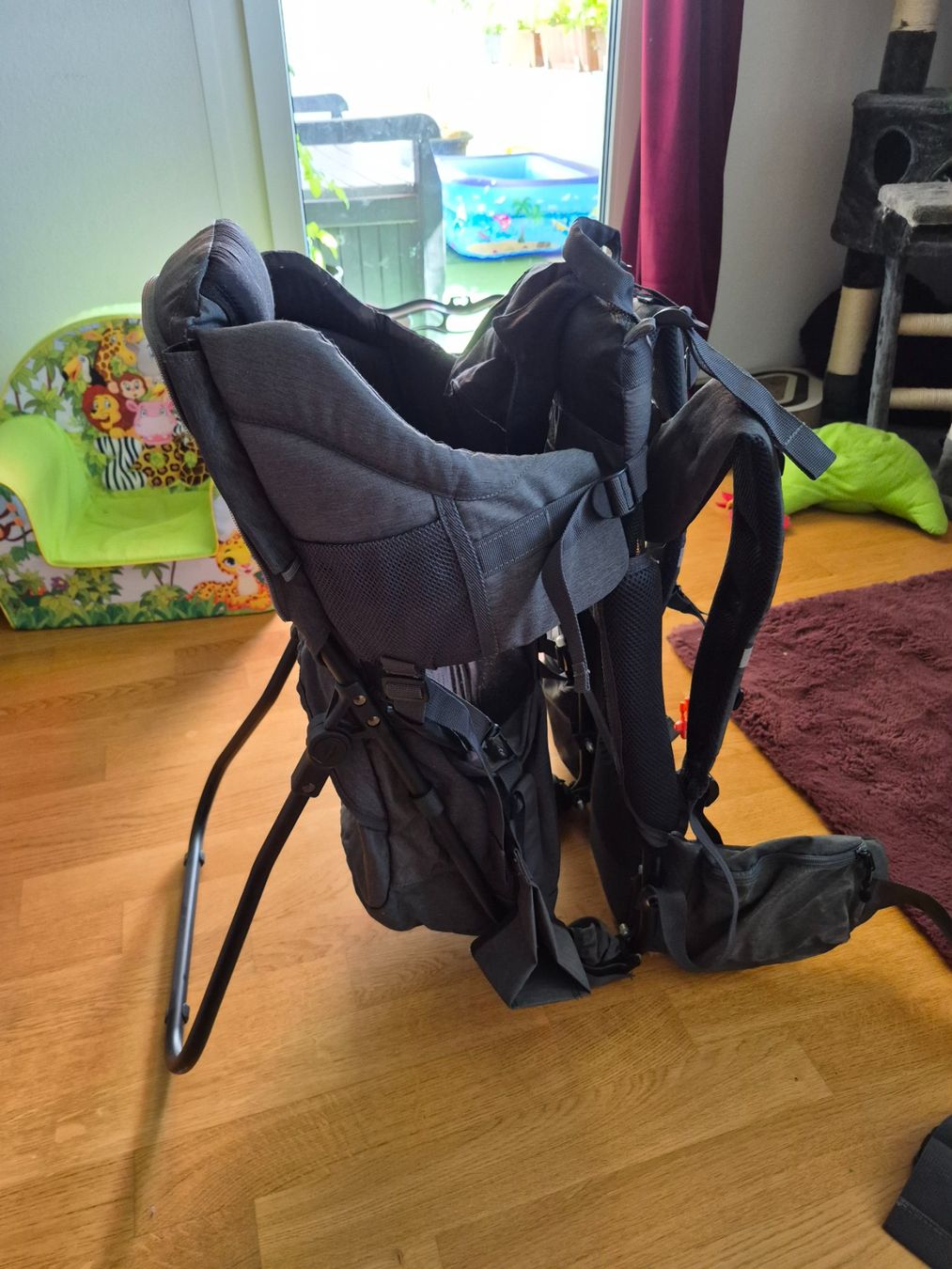Porte-bébés ventraux & dorsaux: Kinder Wanderrucksack – D'occasion à Nidau par and_stw8