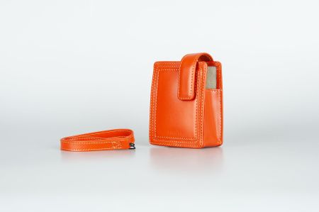 Fujifilm V10 Leder Tasche (orange) - neu