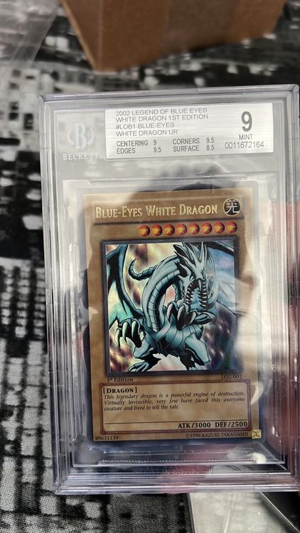 Blue-Eyes White Dragon 1st Edition BGS 9 LOB-001 MINT | Kaufen auf