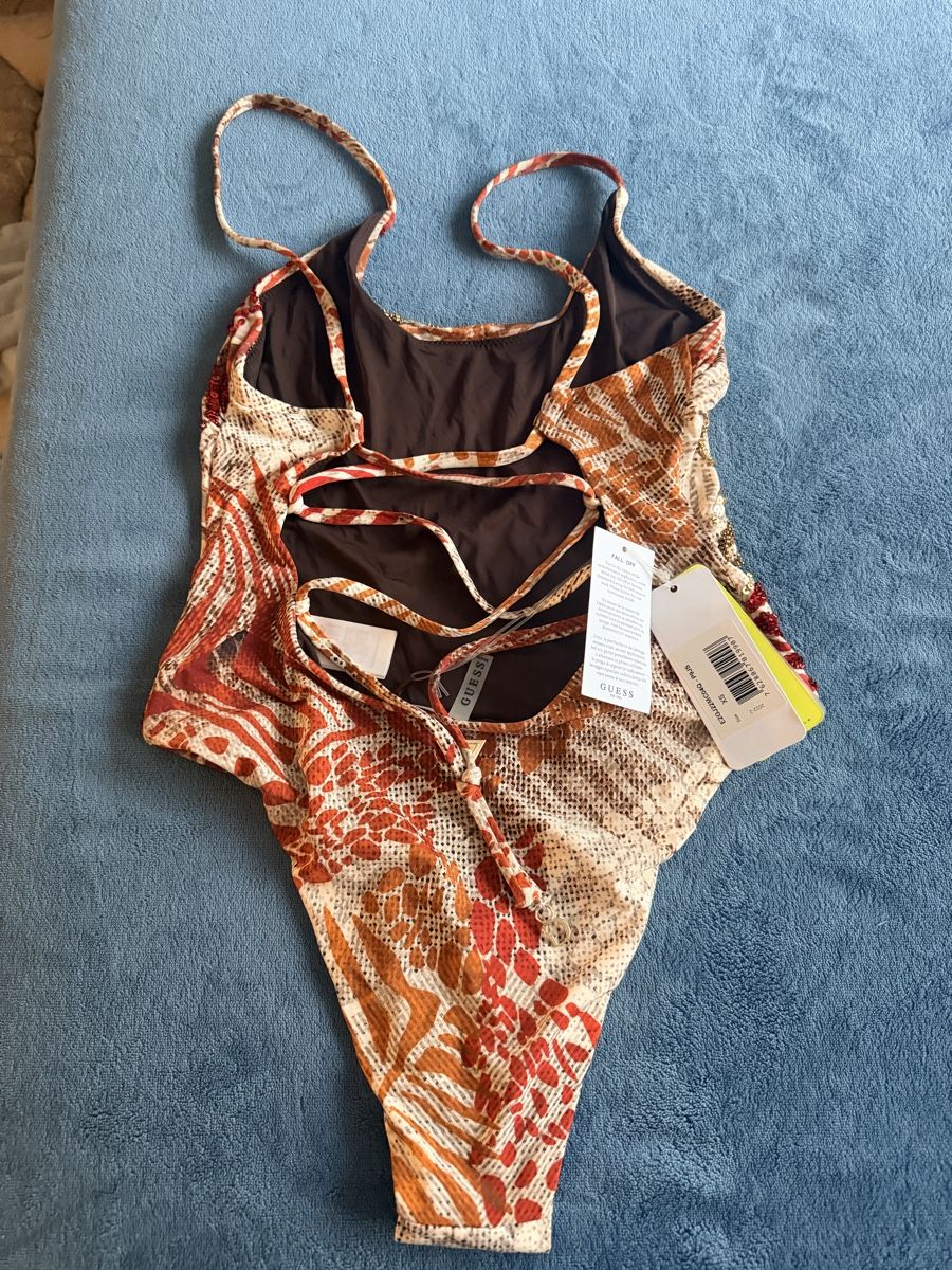 Guess Costumi da bagno & Bikini: Badeanzug Guess gr. XS – Nuovo e nell'imballaggio originale da Wabern venduto da mari_del 5