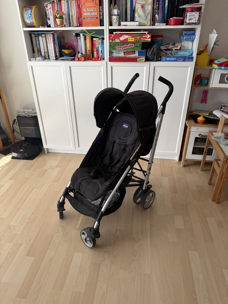 Chicco Kinderwagen: Reisekinderwagen Chicco inkl. Regenschutz – Gebraucht aus Glattpark(Opfikon) von smmj84
