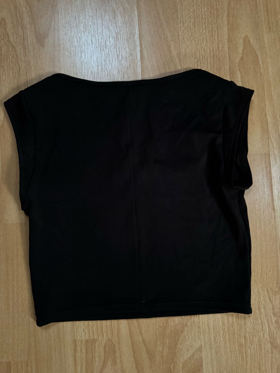 Gymshark Top: Gymshark Crop Top – Usato da BERN venduto da mar_rz79 2