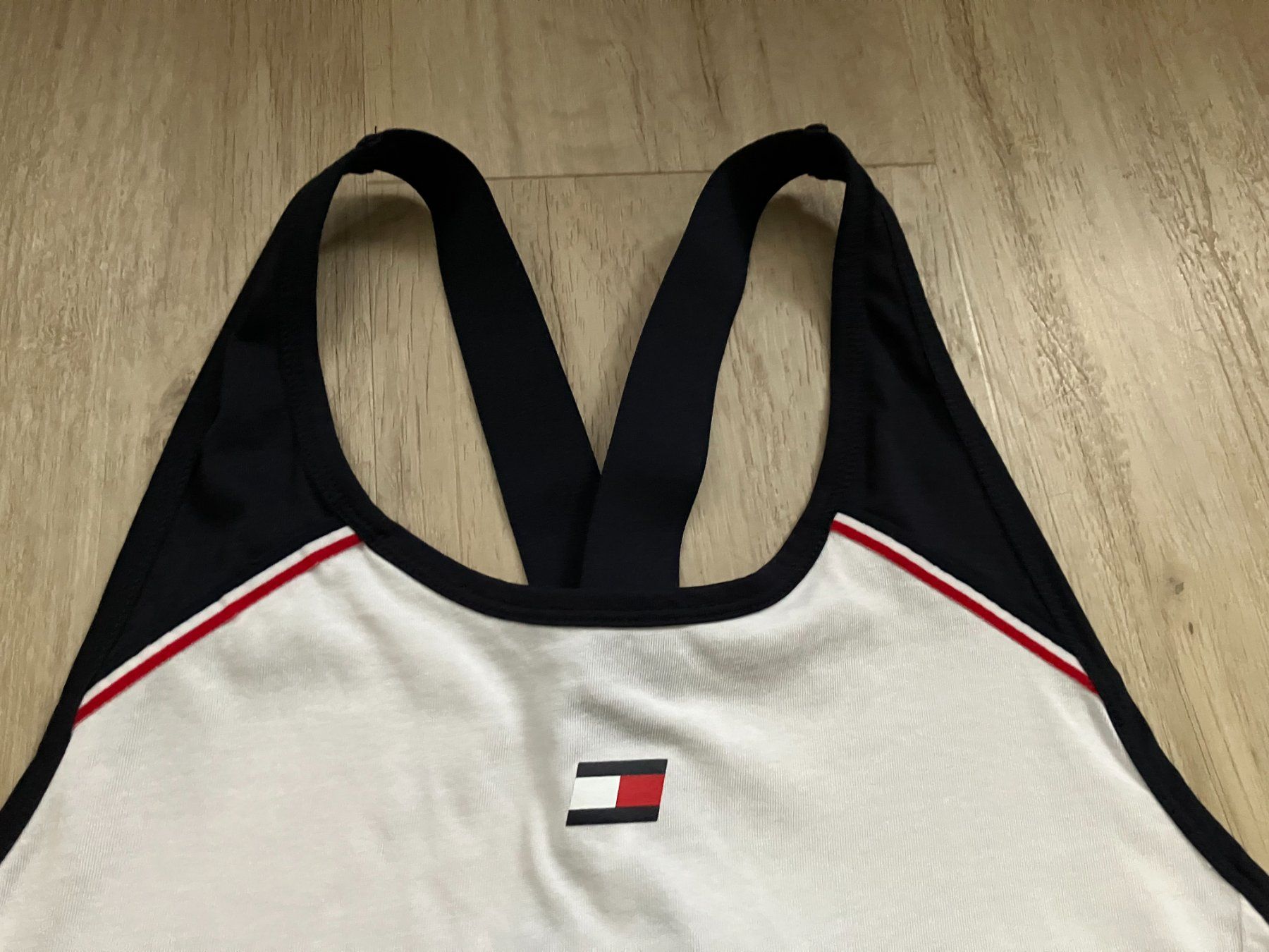 Tommy Hilfiger Tops: Sport-top, Tommy Hilfiger, S – Neuf (Voir description) à Baden par jcm_9dkf 2