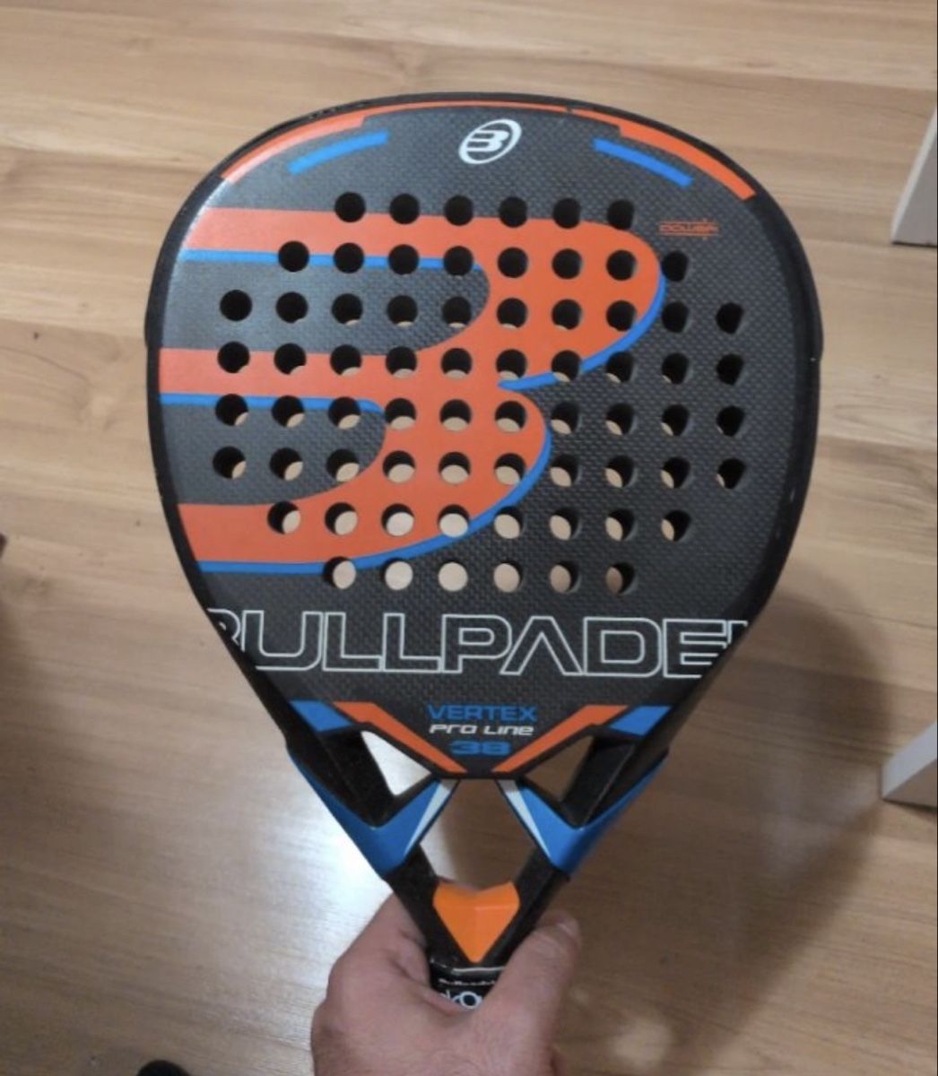 Racchette: Bullpadel Vertex Pro Line 38 Padel Racket – Usato da Au ZH venduto da Pkk5