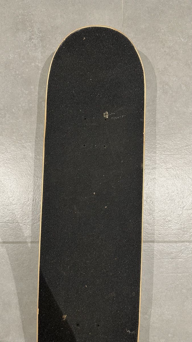 Globe Skateboards: Skateboard Globe – Usato da Meggen venduto da fdi_9jbk 3