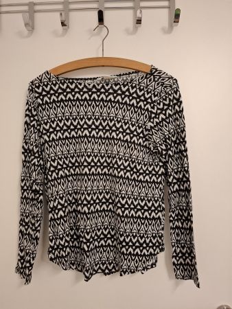 Leichtes Lagarmshirt schwarz/weiss Gr. S von H&M