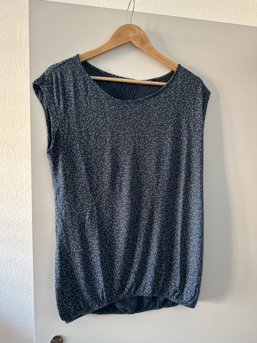 Opus T-shirts: Shirt von Opus – D'occasion à Altendorf par ratzfatz