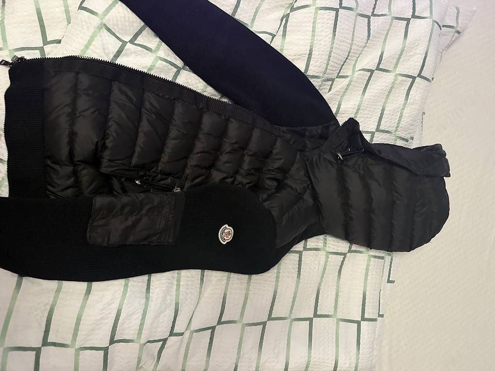 Moncler Giacche: Moncler jacke – Usato da Uetikon am See venduto da abd_hsw5 1