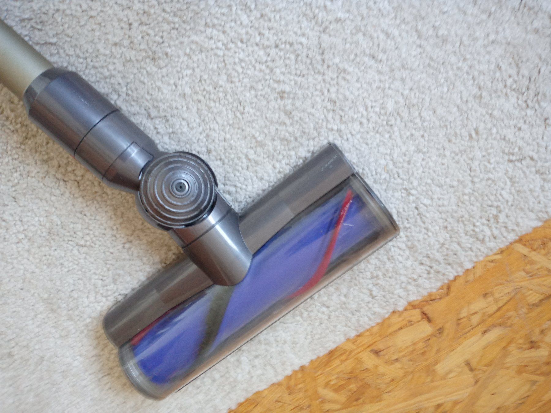 Dyson Staubsauger & Zubehör: Handstaubsauger Dyson V8 – Gebraucht aus Prez-vers-Siviriez von Monija70 5