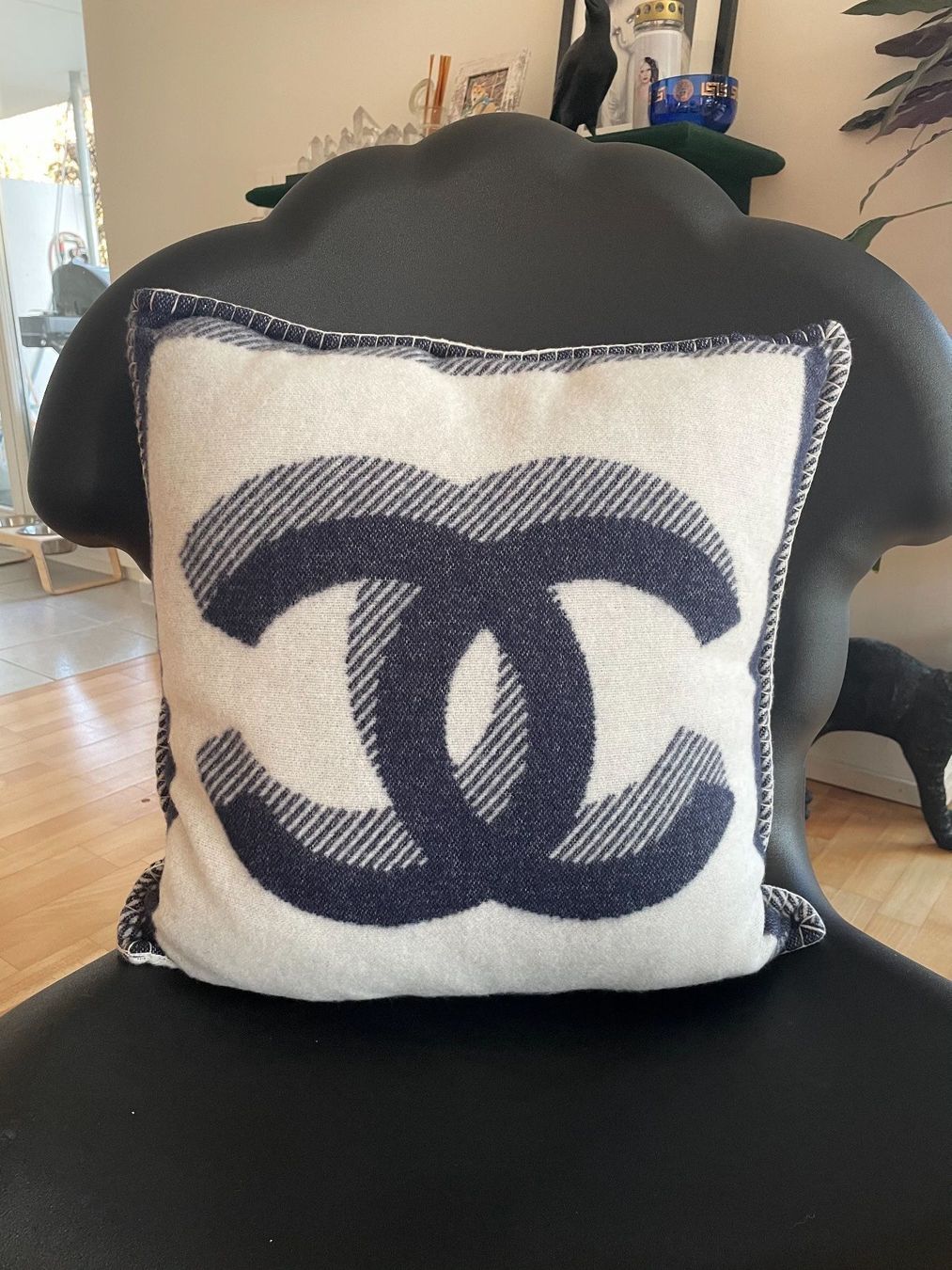 Cuscini: Chanel Kissen – Usato da Wallisellen venduto da rb_88 1
