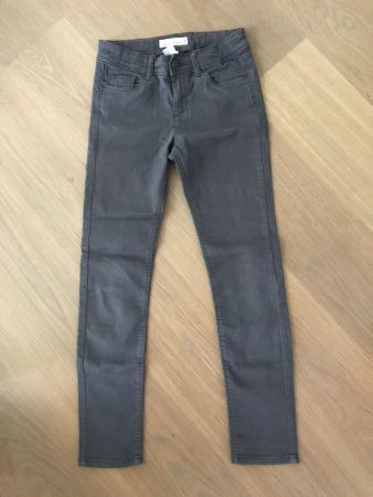 Jeans dunkelgrau in Grösse 152