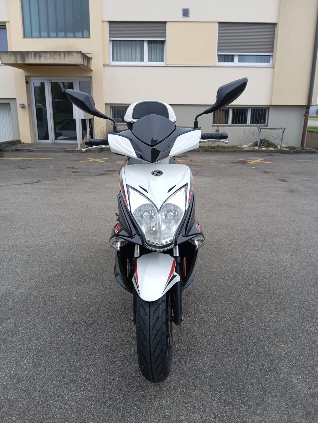 Kymco Scooters: Roller kymko super 850cc – D'occasion à Busswil BE par rafagian 1