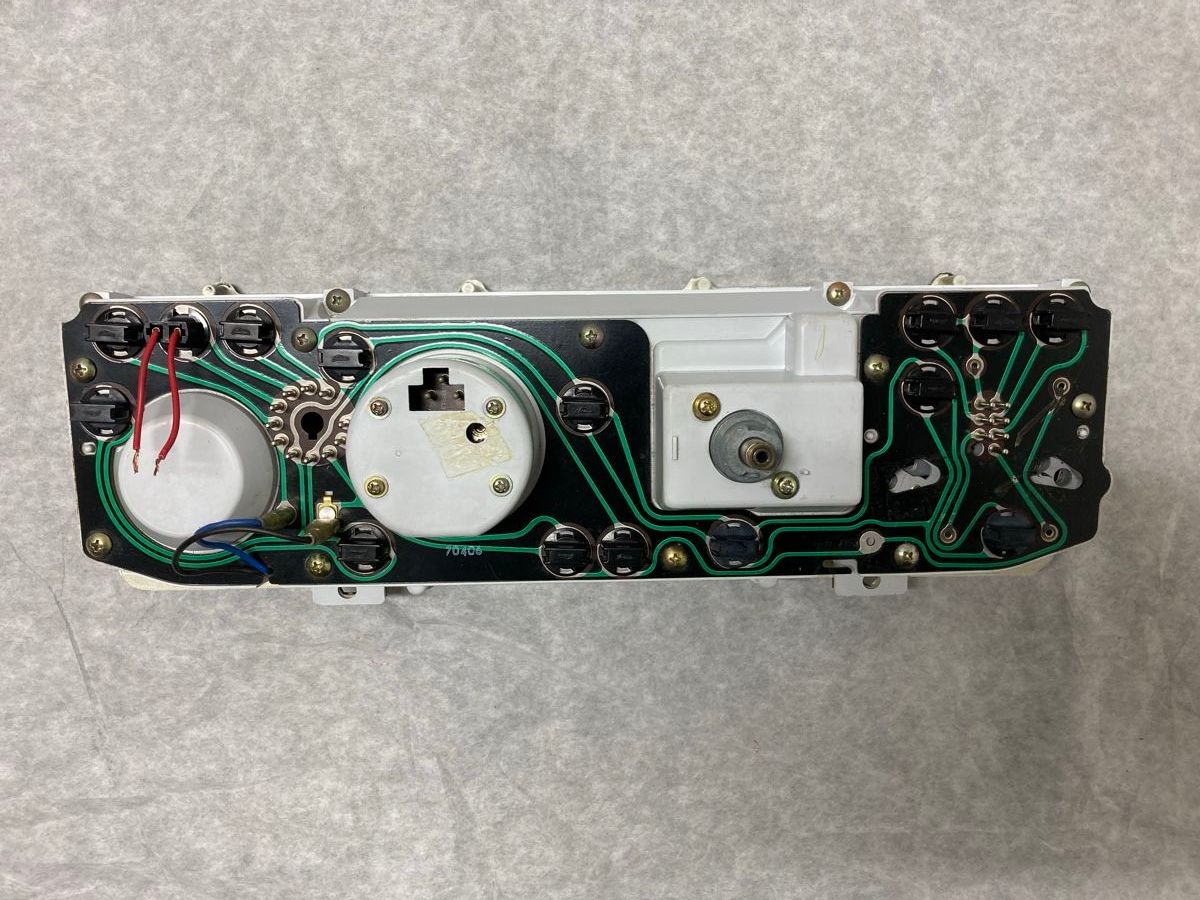 Tutti pezzi di ricambio auto: Armaturenbrett  DATSUN – Usato da Kaiseraugst venduto da wombat51 1