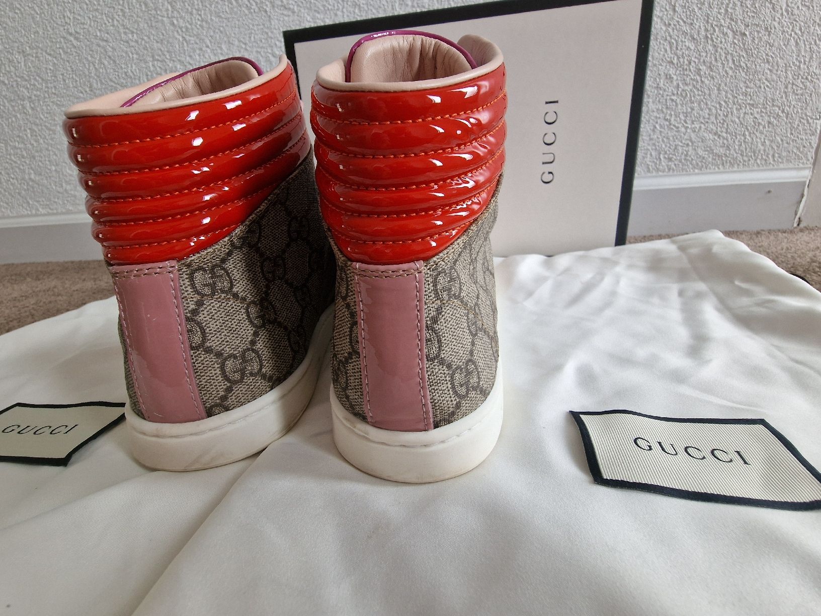 Gucci Chaussures femmes: Gucci Canvas Sneaker Gr. 39 – D'occasion à Herrenhof par wolke__7 4
