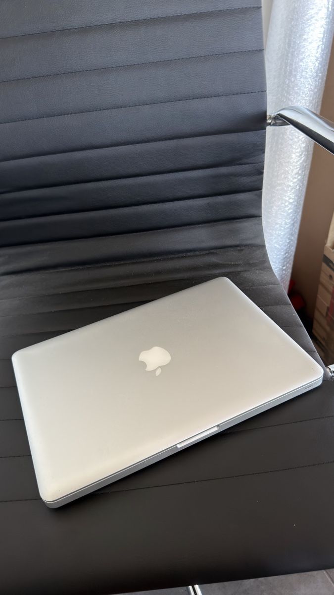 Apple PC: Macbook Pro 13 Zoll Ende 2011 i7 – Usato da Wolfwil venduto da Poulet60 2