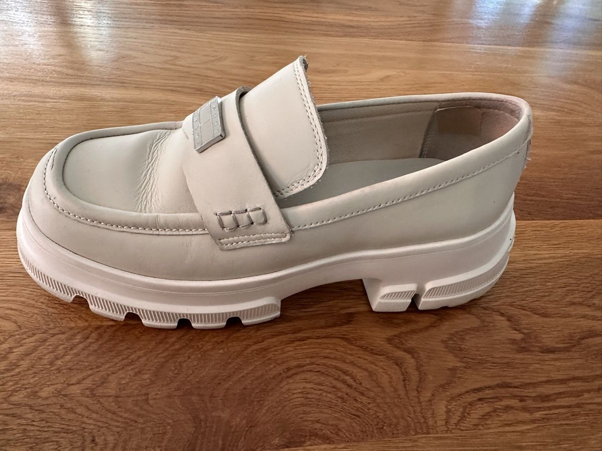 Tommy Hilfiger Scarpe da donna: Tommy Hilfiger - 38 - 15.- – Nuovo (secondo la descrizione) da Chessel venduto da Mor_val 2